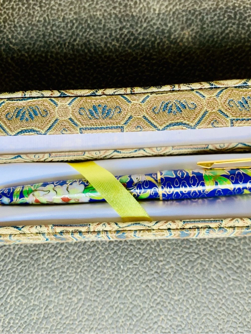 Asian Blue Floral Cloisonné Ballpoint Pen in Decorative Box